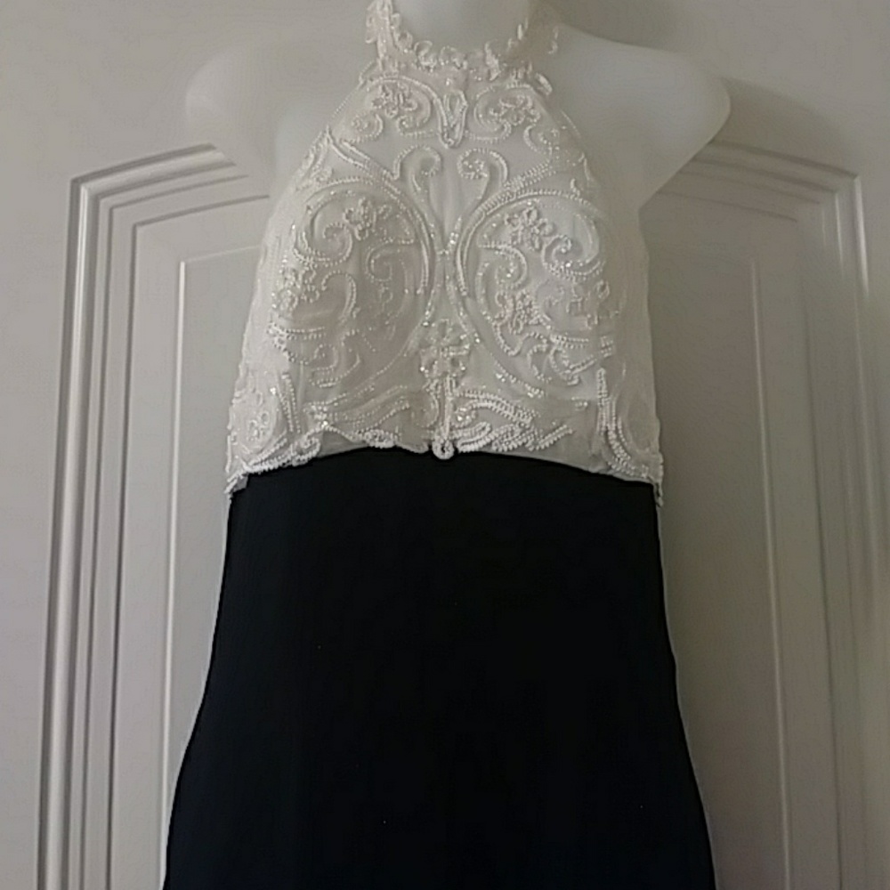 WOMENS DRESS SIZE S